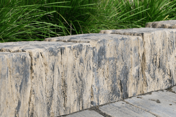 PALISÁDOVÉ OBRUBNÍKY IMITACE DŘEVA